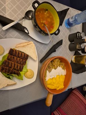 Mici, Sarmale super romanesti at Level Up in Bucharest