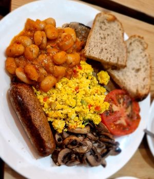 Breakfast at OctaGreen in South West London