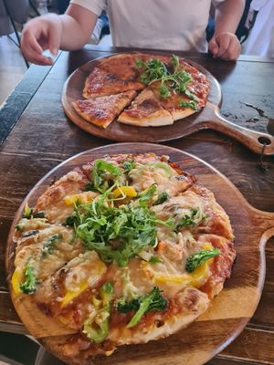 Pizza 💚 at Nohut in Bielefeld