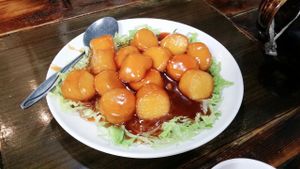 Tofu in sweet and sour sauce at Feng Cheng Xuan in Macau