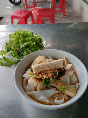 My Quang at Tung Mai in Da Nang
