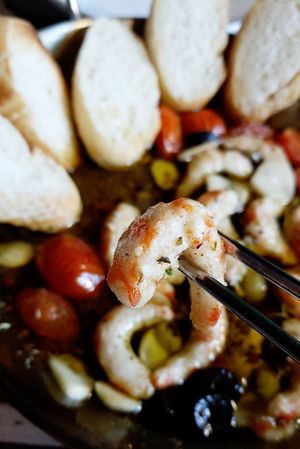 Gambas al ajillo - close-up at Cafe SIVA 카페 시바 in Seoul