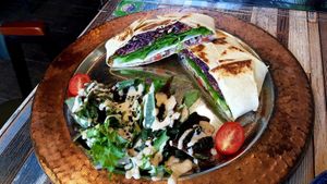 Supreme Wrap at Cafe SIVA 카페 시바 in Seoul