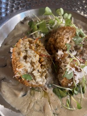   at Cafe SIVA 카페 시바 in Seoul