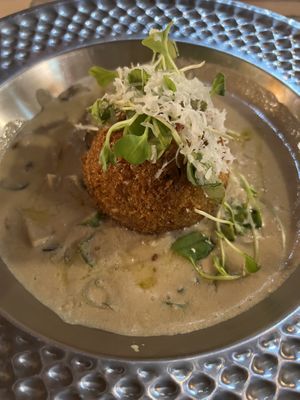   at Cafe SIVA 카페 시바 in Seoul