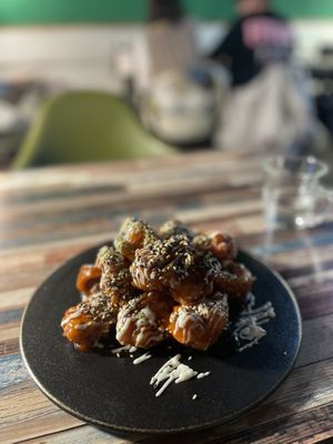 Korean fried chicken - aka mushrooms   at Cafe SIVA 카페 시바 in Seoul