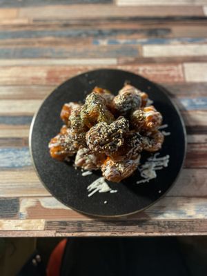 Chicken aka mushrooms   at Cafe SIVA 카페 시바 in Seoul