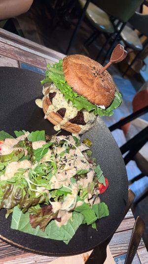 Jalapeno burger 👏🏻  at Cafe SIVA 카페 시바 in Seoul