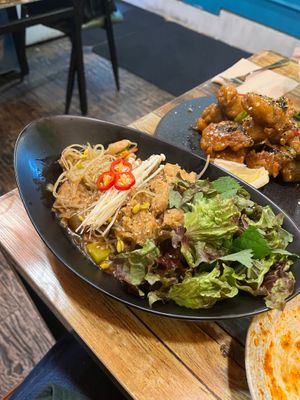 비건 찜닭 at Cafe SIVA 카페 시바 in Seoul