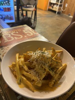 Cheesy chips   at Cafe SIVA 카페 시바 in Seoul