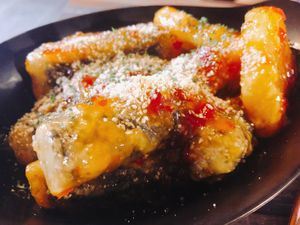 Kimmari sweet sauce 김말이 강정  at Cafe SIVA 카페 시바 in Seoul