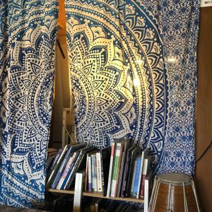 Books inside at Cafe SIVA 카페 시바 in Seoul