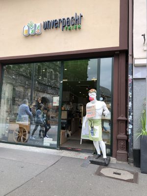 store from the outside  at Biotopia in Trier