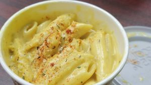 Ultra creamy Mac n cheeze, cashew based at Java Juice Cafe in Flagstaff