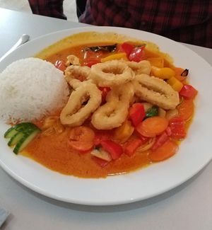 Red Thai curry (no. 102) at Vegefarm in Bremen