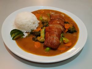 "Duck" in peanut sauce (menu #43) at Vegefarm in Bremen