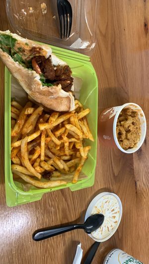   at Willowbeez Soulveg in Columbus