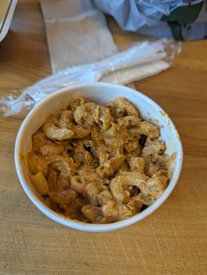 The most delicious Mac. Seriously on point at Willowbeez Soulveg in Columbus