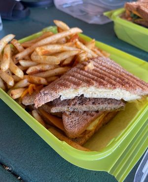  at Willowbeez Soulveg in Columbus