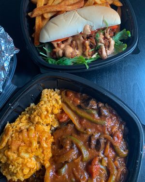 BbJerk Bella bowl with Mac n Plz at Willowbeez Soulveg in Columbus