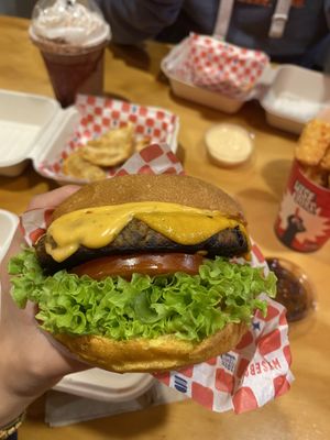 June 2022   at Wise Boys Burgers in Auckland