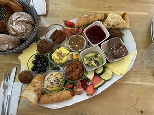 Vegan breakfast menu for two at Bio Fein Bio in Berlin