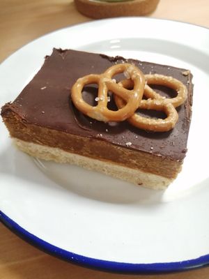 Millionaire shortbread at Golden Fleece in Nottingham