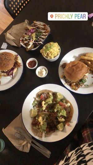 Burger, nachos and side of kebab and Mac and cheese  at Golden Fleece in Nottingham