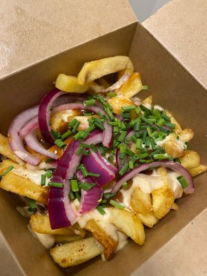 Jerk fries at Golden Fleece in Nottingham