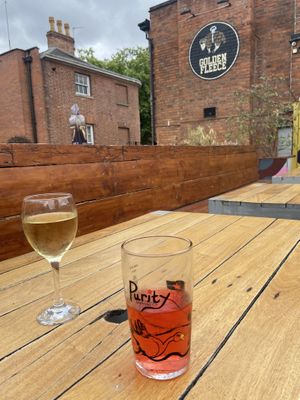   at Golden Fleece in Nottingham