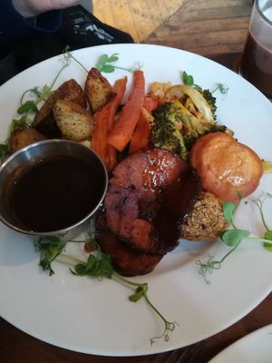  at Golden Fleece in Nottingham