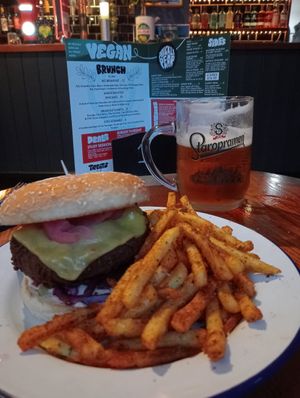  at Golden Fleece in Nottingham