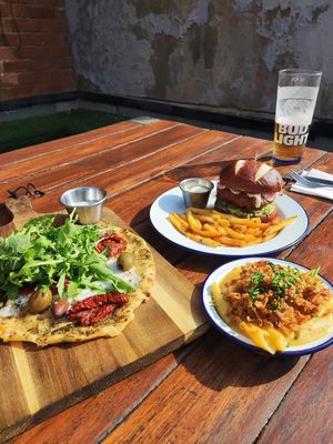  at Golden Fleece in Nottingham