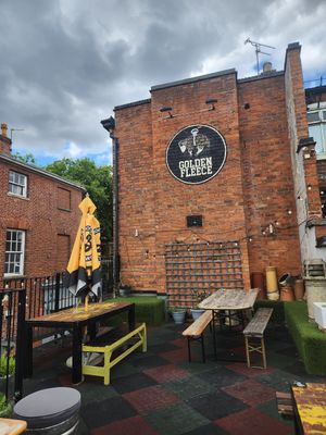 roof terrace at Golden Fleece in Nottingham