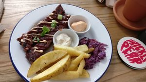 Ribs at Golden Fleece in Nottingham