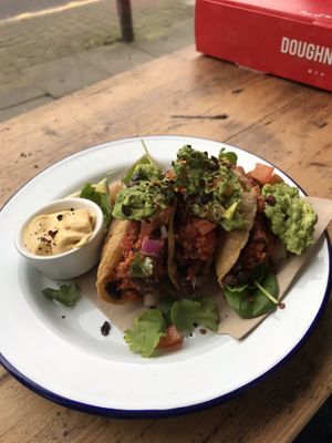 Chilli tacos 💚 at Golden Fleece in Nottingham