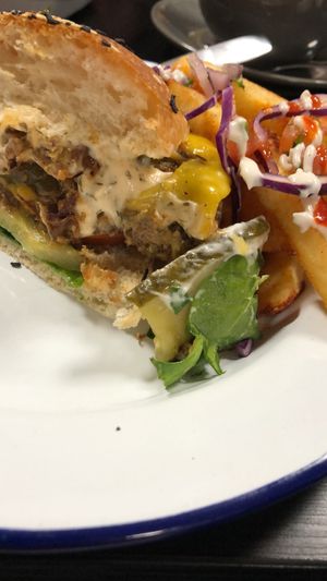 Not the best picture ( sorry, I was so excited about my burger I started eating before I took a picture ) at Golden Fleece in Nottingham