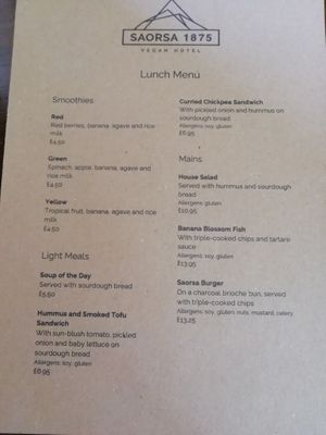 Lunch menu - drinks and mains at Saorsa 1875 in Pitlochry