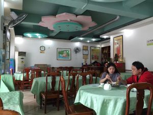 Inside at Jin Hai Ge Su Si Guan in Shenzhen