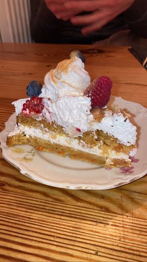 Carrot cake  #Veganuary at VanPlanten in Utrecht