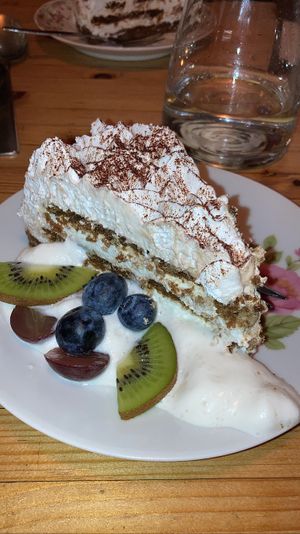 Speculoos-tiramisu cake   at VanPlanten in Utrecht
