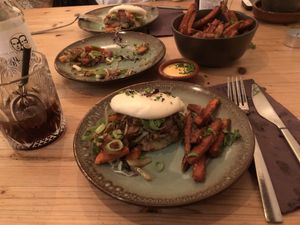 Tuna bao bun and sweet potato fries  at VanPlanten in Utrecht