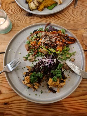 Paddenstoelen galette met bospeensalade at VanPlanten in Utrecht