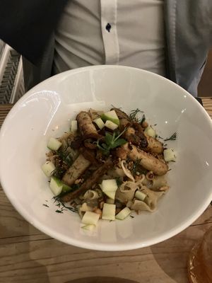Pasta met schorseneren en champignon  at VanPlanten in Utrecht