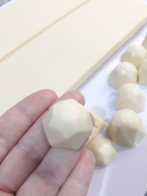 Chocolate blanco de coco at Corazón de Limón  in Rosario