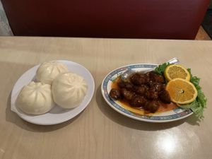 Steam buns and orange chickin at Wheel of Life in Irvine