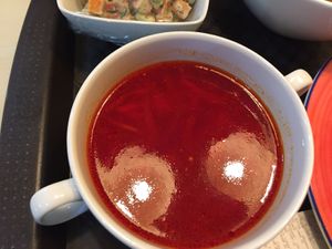 Vegan Borscht at Lyublyu i Blagodaryu in Yekaterinburg