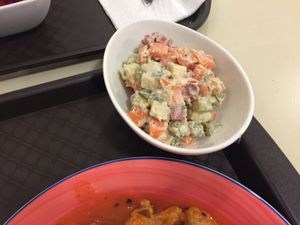 Salad with carrot, apple, vegan cheese, pickles at Lyublyu i Blagodaryu in Yekaterinburg