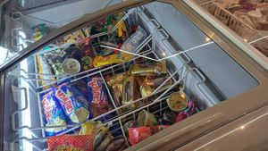  at J Cafe in Bangkok