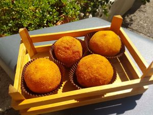 Two Arancini per person where enough for us at Sfrigola - Corso Calatafimi in Palermo